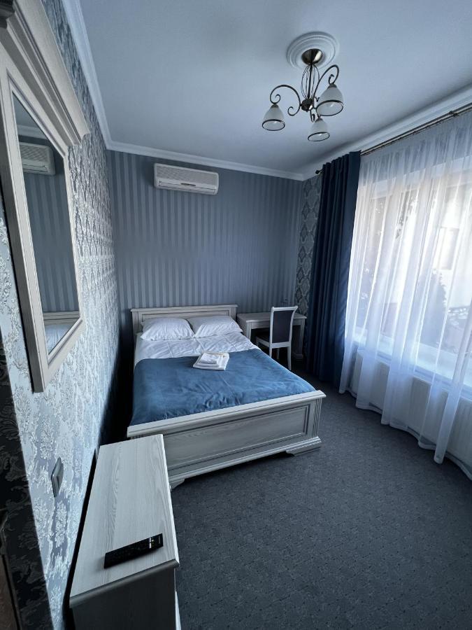 Hotel Zolotoy Fazan Mykolajiw Exterior foto